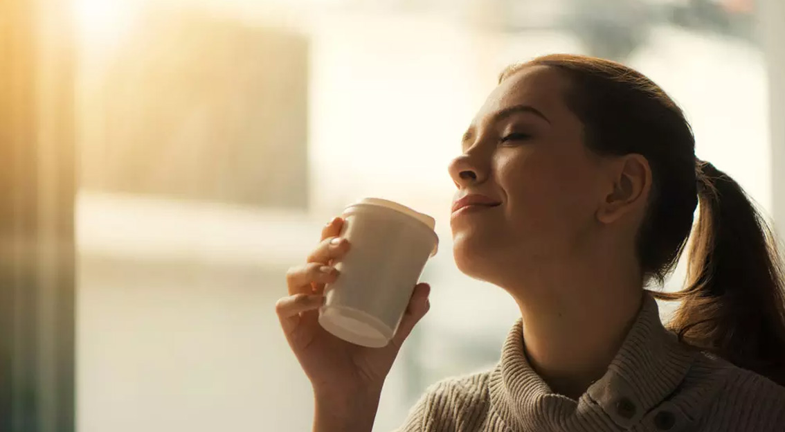 【大連壹鳴設計】雀巢 Nespresso正式發布全新品牌中文名「濃遇咖啡」新標志設計